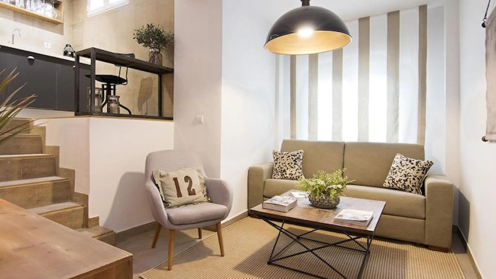 Chezmoihomes Cathedral Apartment Granada Spagna