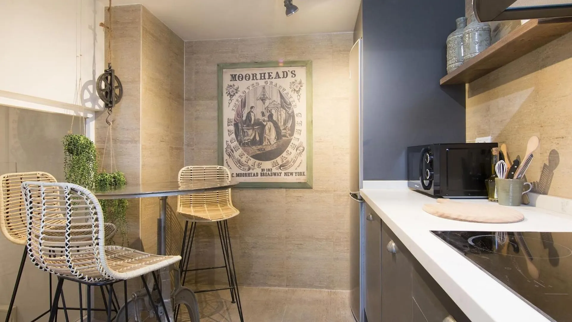 Chezmoihomes Cathedral Apartment Granada